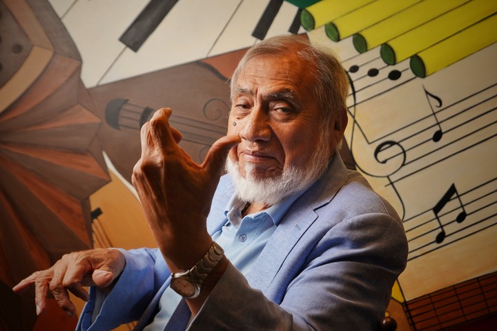 El estudio recibe a referentes de la cultura porteña